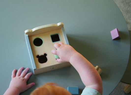 Boite d'éveil en bois TEDDY