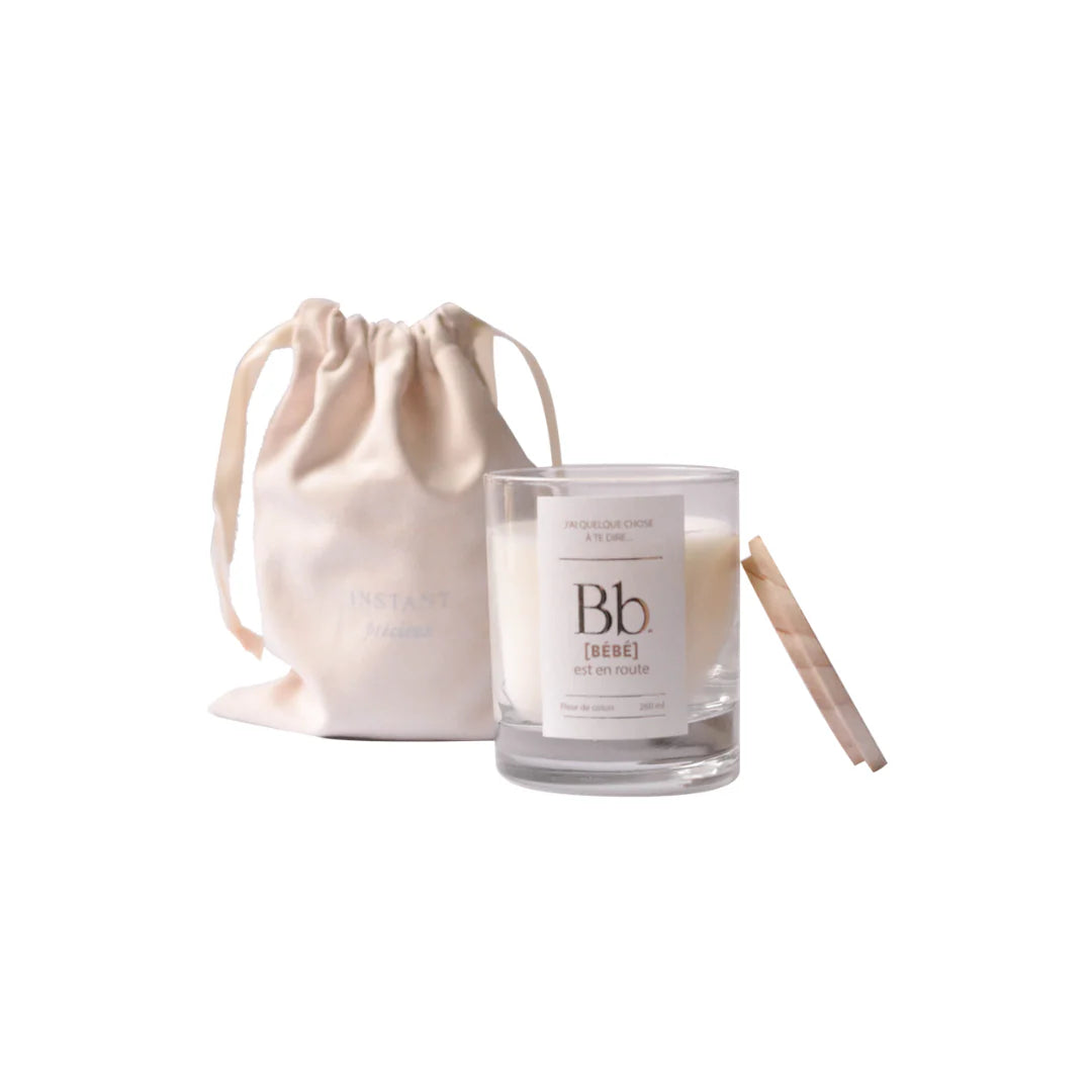 Bougie parfumée dans son pochon - Bébé en route