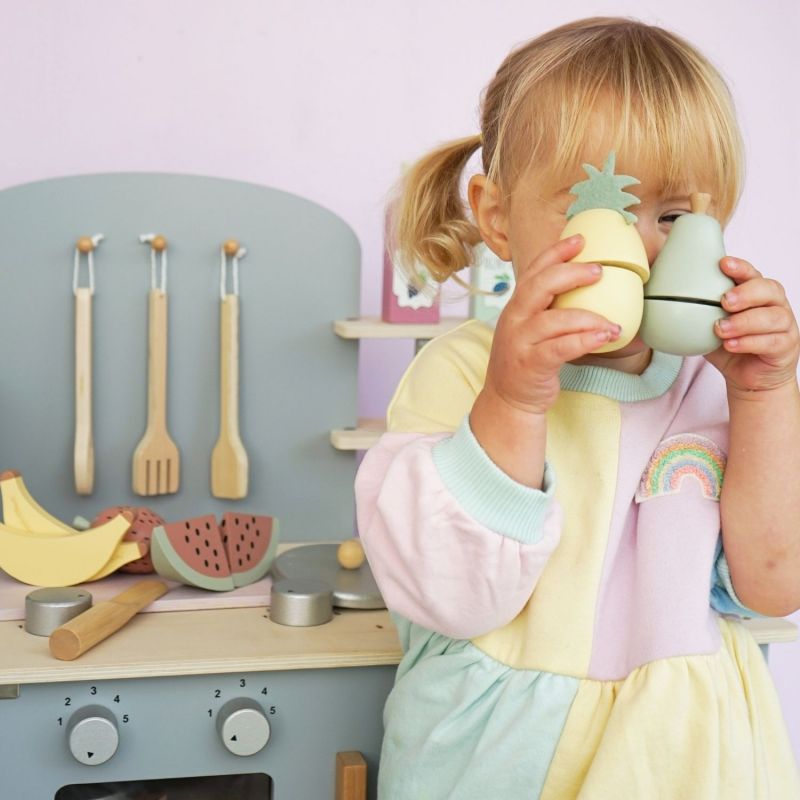 Fruits à couper en bois